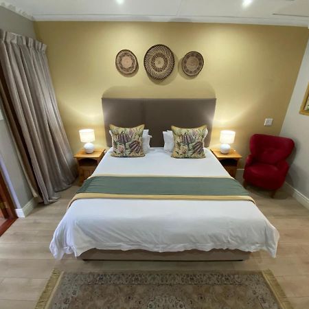 88 Baron Van Reede Guesthouse Oudtshoorn Exteriér fotografie