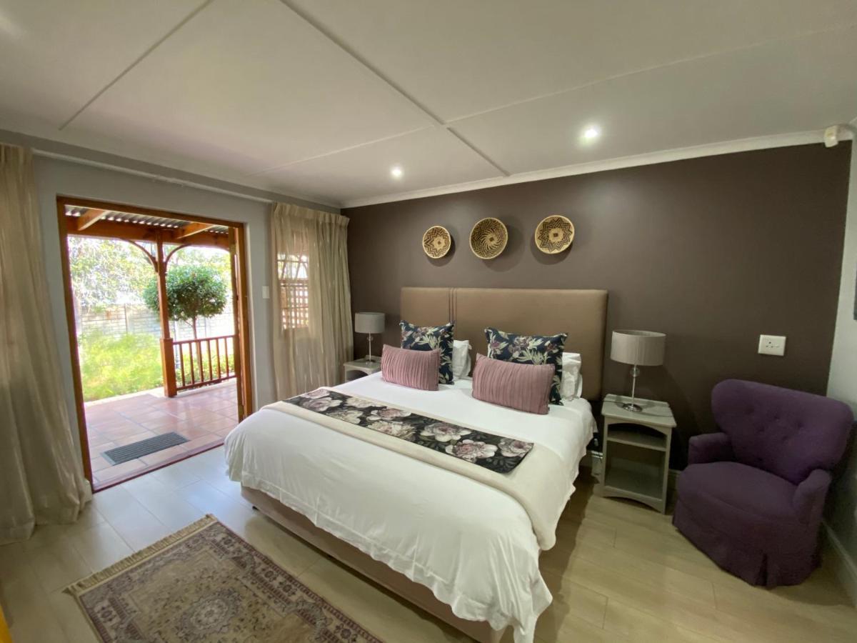 88 Baron Van Reede Guesthouse Oudtshoorn Exteriér fotografie
