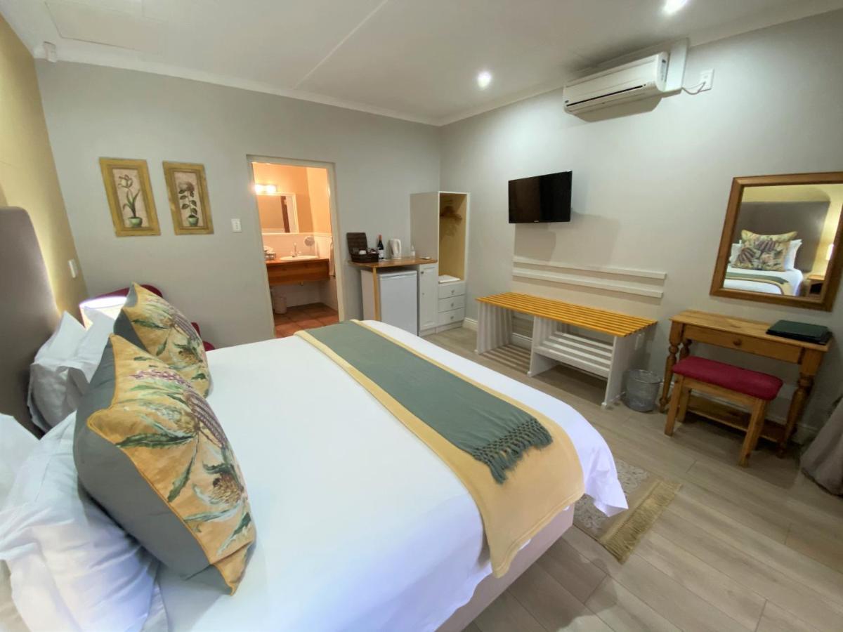 88 Baron Van Reede Guesthouse Oudtshoorn Exteriér fotografie