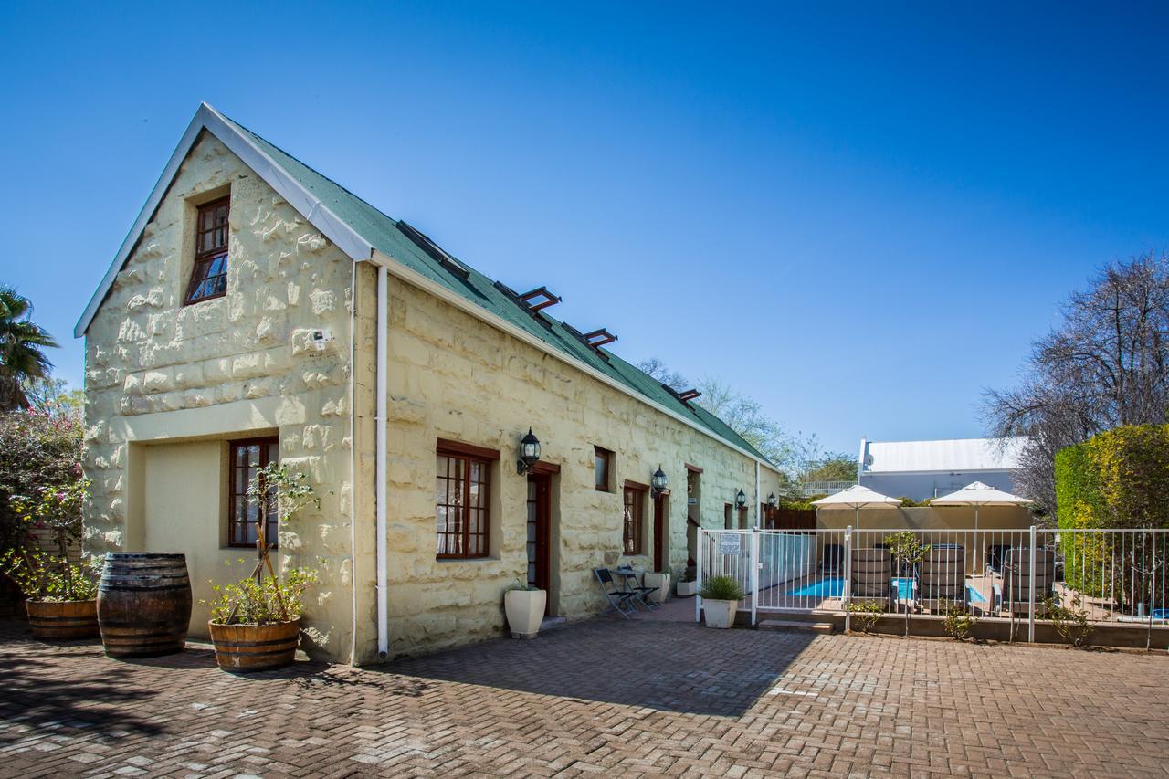 88 Baron Van Reede Guesthouse Oudtshoorn Exteriér fotografie