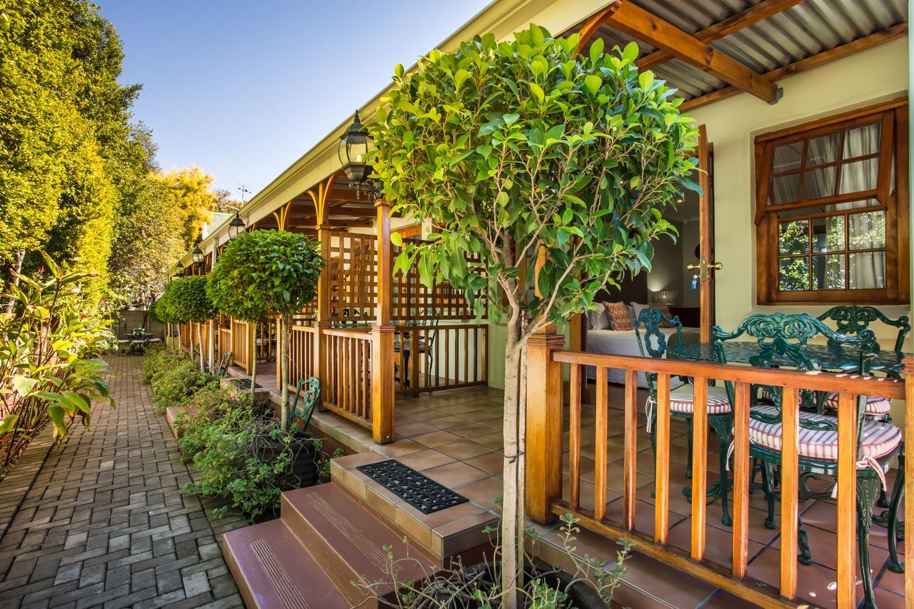 88 Baron Van Reede Guesthouse Oudtshoorn Exteriér fotografie
