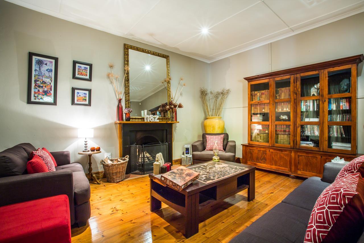 88 Baron Van Reede Guesthouse Oudtshoorn Exteriér fotografie