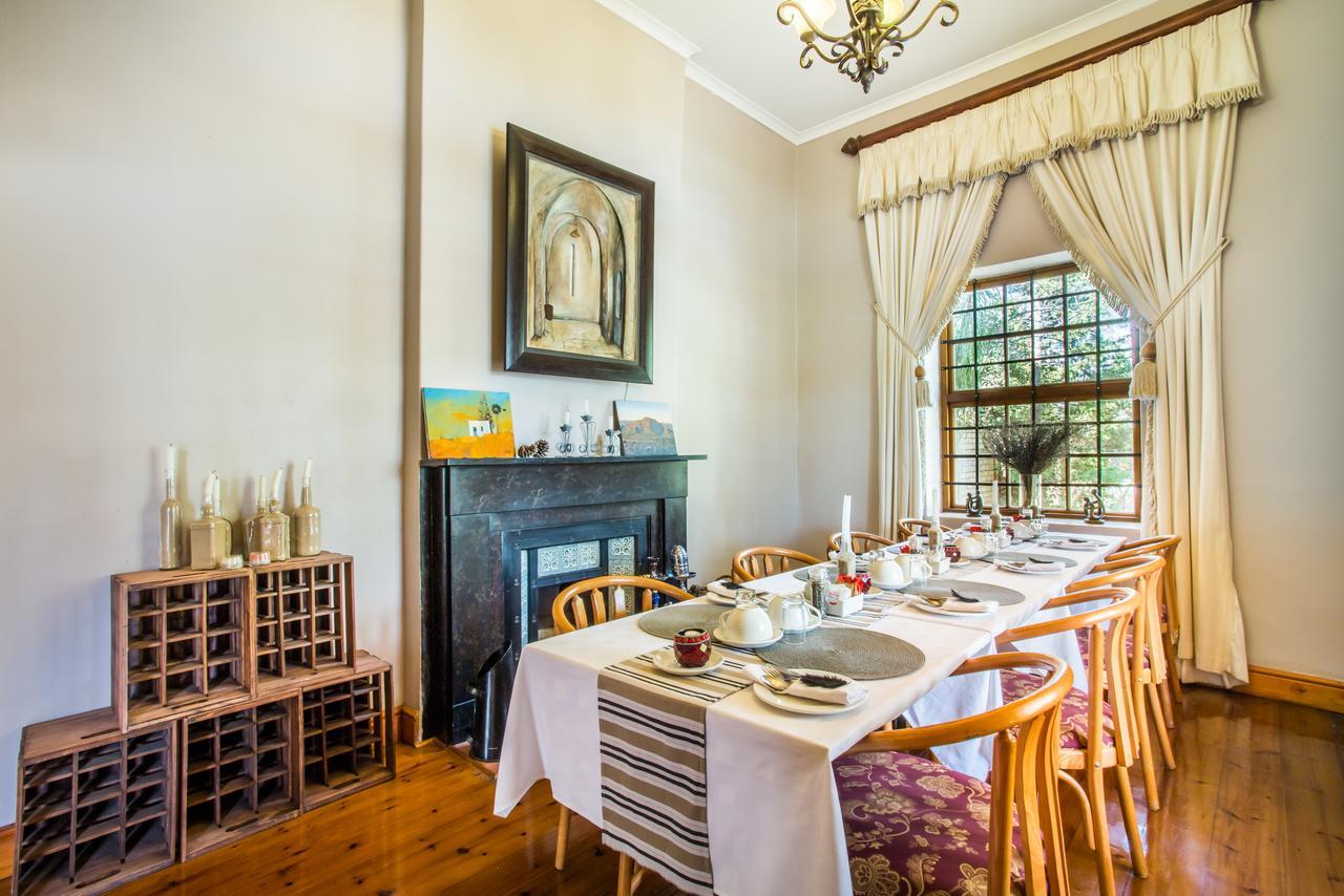 88 Baron Van Reede Guesthouse Oudtshoorn Exteriér fotografie