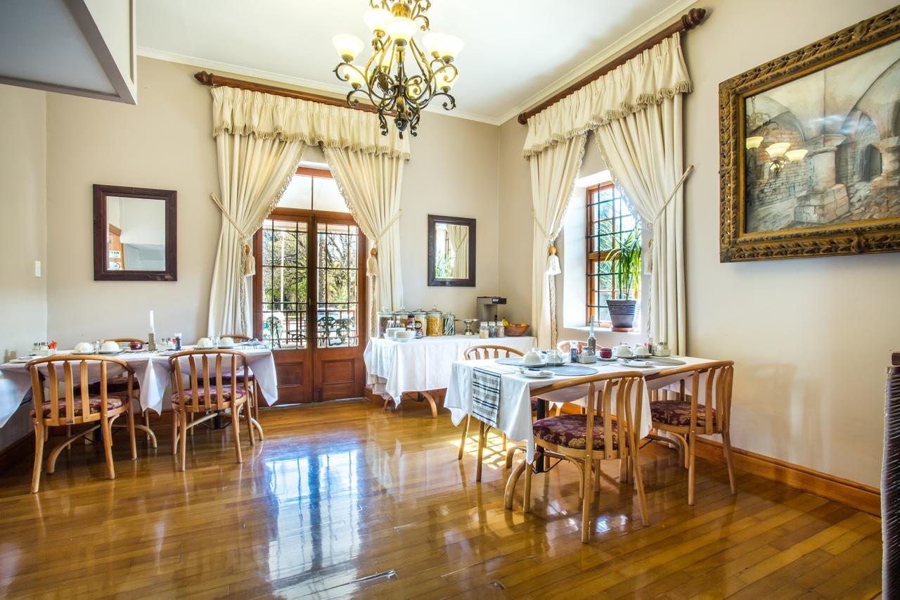 88 Baron Van Reede Guesthouse Oudtshoorn Exteriér fotografie