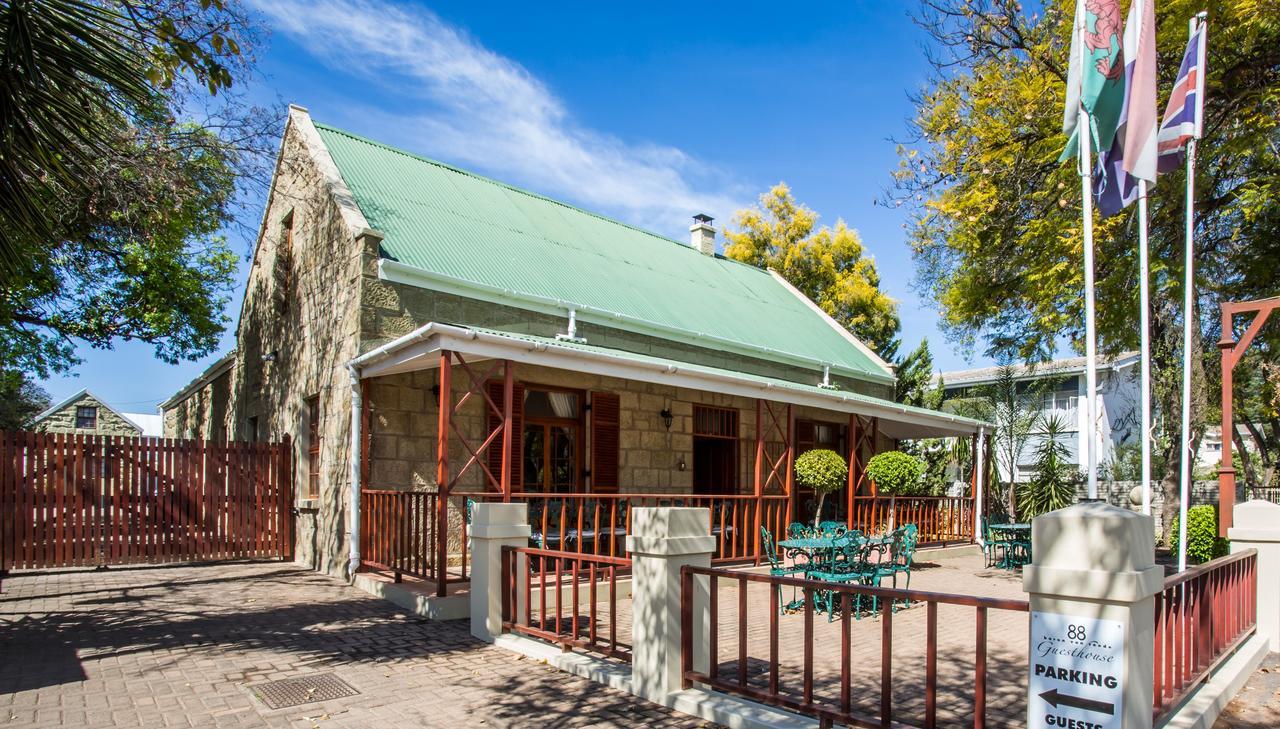 88 Baron Van Reede Guesthouse Oudtshoorn Exteriér fotografie