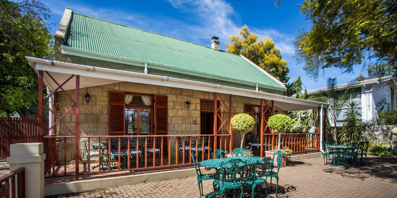 88 Baron Van Reede Guesthouse Oudtshoorn Exteriér fotografie